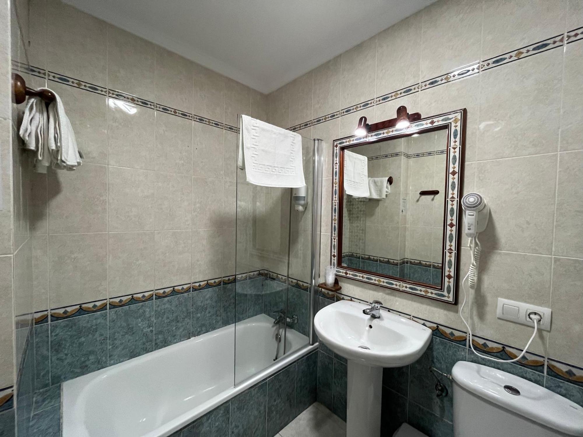 Hostel Conil 콘일데라프론테라 외부 사진